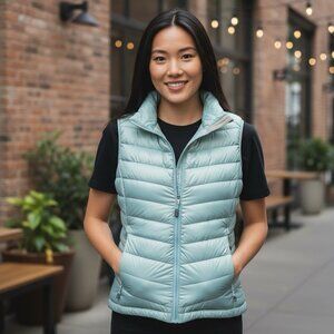 Eastern Mountain Sports Vest Womens S Aqua Puffer Chevron Zip Nylon 8 Outdoor